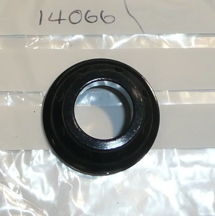 Crank Brothers Wheel End Cap Front Cobalt 15mm Level 2, 3 and 11
