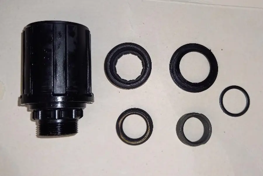 8, 9 & 10 speed freehub body with cartridge bearing for Giant & Cannondale hubs